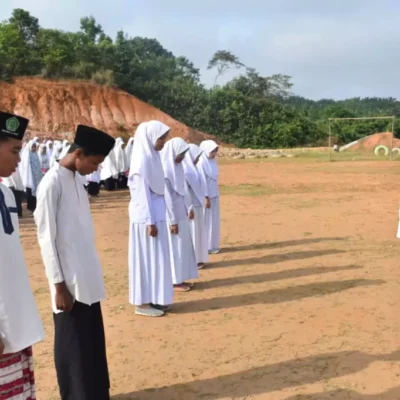 kegiatan-ponpes-modern-al-hariri-11-680f342bb4a2f kegiatan-ponpes-modern-al-hariri-11-680f342bb4a2f