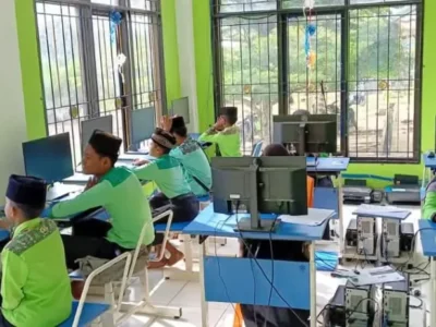 kegiatan-ponpes-modern-al-hariri-4-680f342284090 kegiatan-ponpes-modern-al-hariri-4-680f342284090