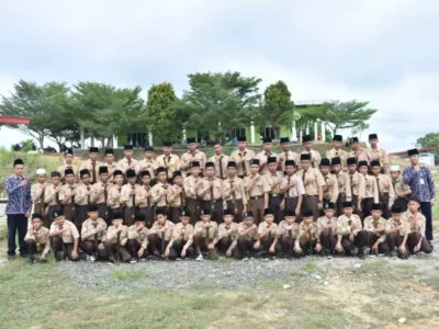 kegiatan-ponpes-modern-al-hariri-9-680f342915140 kegiatan-ponpes-modern-al-hariri-9-680f342915140