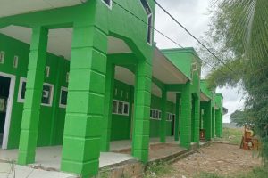 GEDUNG BELAJAR MADRASAH IBTIDAIYAH (MI) AL-HARIRI GEDUNG BELAJAR MADRASAH IBTIDAIYAH (MI) AL-HARIRI